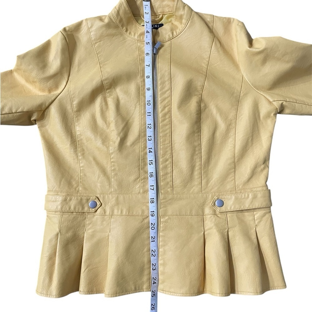 Stylish Baccini Yellow Women's Jacket - Picture 4 of 6